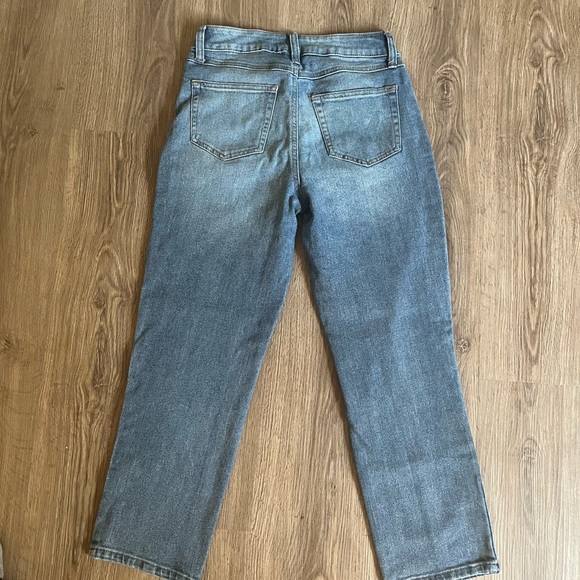 High Rise Flare Jeans - Picture 4 of 6